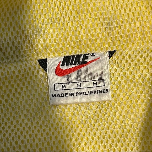 Nike Yellow Jacket - Picture 6 of 10